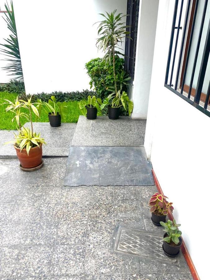 Lima Mini Aparts Monterrico - Cerca Embajada Eeuu Buitenkant foto